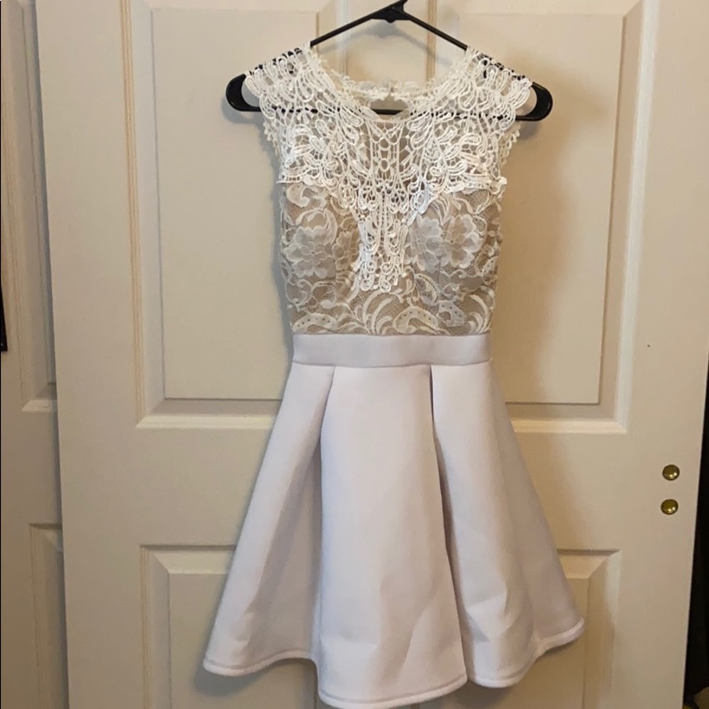 White Carolina USA Dress